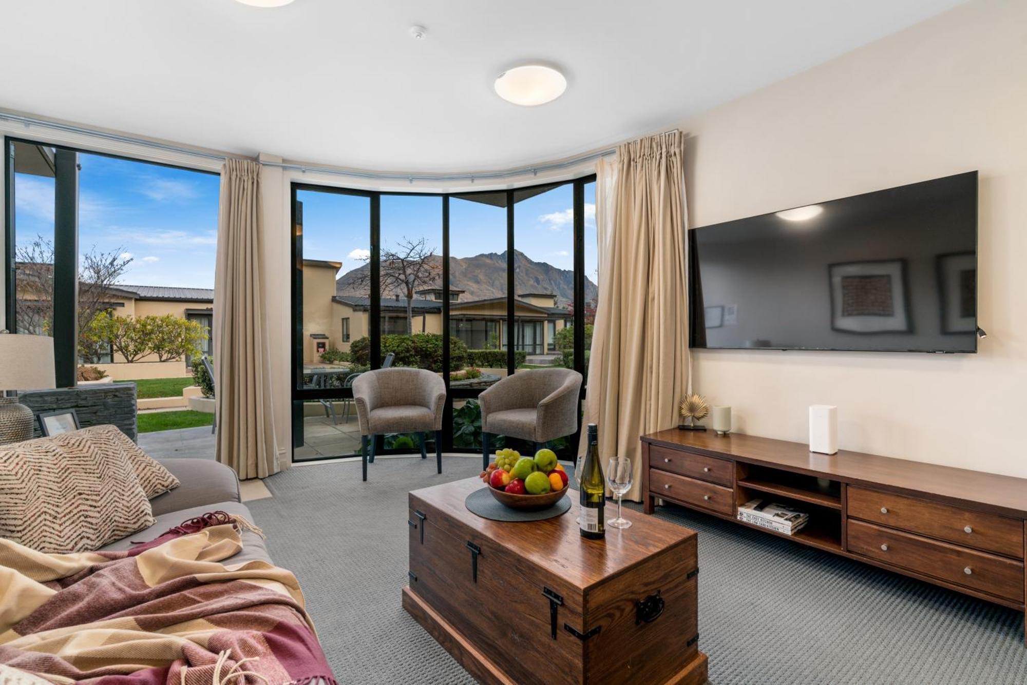 The Beacon - 2 Bedroom Town Center Apartment Queenstown Eksteriør bilde